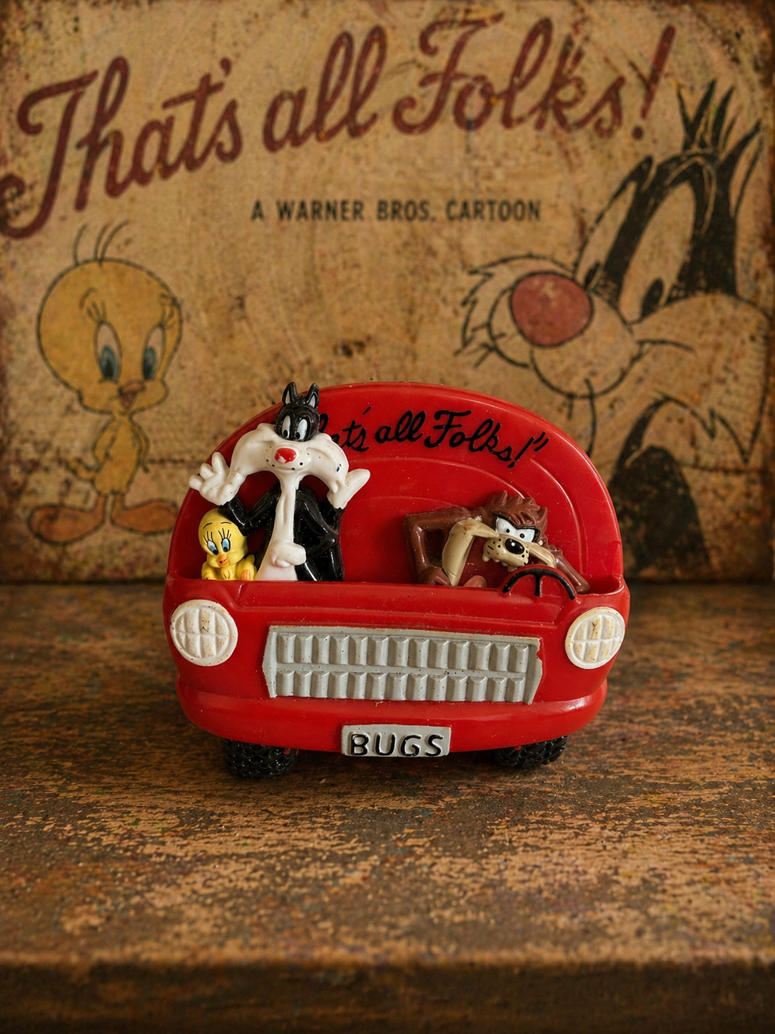 Vintage Looney Tunes " That's All Folk's!" Magnet
